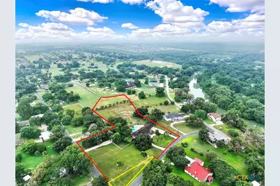 5 Augusta Drive, Seguin, TX 78155 - Photo 2
