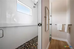 2010 Hoffmann Ln, New Braunfels, TX 78132 - Photo 22