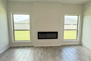 813 Waylon Cir, Killeen, TX 76542 - Photo 2