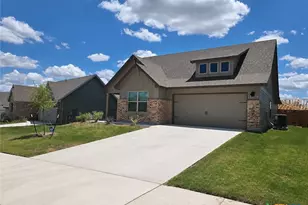2349 Bee Crk Dr, Copperas Cove, TX 76522 - Photo 1