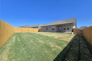 2349 Bee Crk Dr, Copperas Cove, TX 76522 - Photo 32
