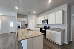 2349 Bee Crk Dr, Copperas Cove, TX 76522 - Photo 10