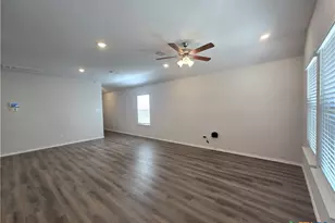 2349 Bee Crk Dr, Copperas Cove, TX 76522 - Photo 6