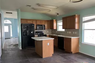 4805 Donegal Bay Ct, Killeen, TX 76549 - Photo 6