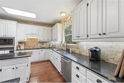 1196 Loch Lane, Seguin, TX 78155 - Photo 18