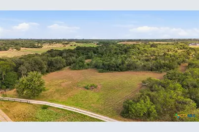 1196 Loch Lane, Seguin, TX 78155 - Photo 40