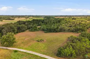 1196 Loch Ln, Seguin, TX 78155 - Photo 40