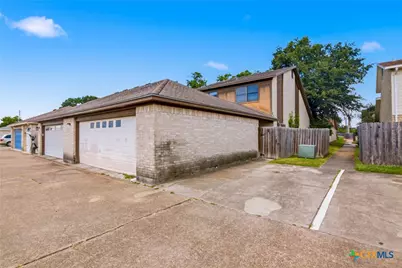 101 Maplewood Drive #7, Victoria, TX 77901 - Photo 30