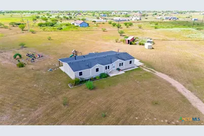 730 Shady Hollow Road, Victoria, TX 77904 - Photo 34