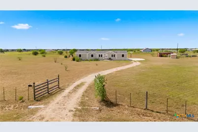 730 Shady Hollow Road, Victoria, TX 77904 - Photo 40