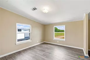 730 Shady Holw Rd, Victoria, TX 77904 - Photo 20