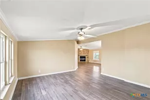 730 Shady Holw Rd, Victoria, TX 77904 - Photo 24