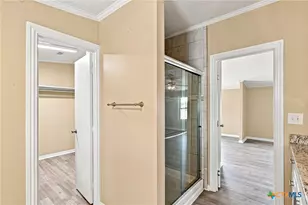 730 Shady Holw Rd, Victoria, TX 77904 - Photo 18