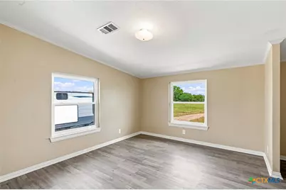 730 Shady Hollow Road, Victoria, TX 77904 - Photo 20