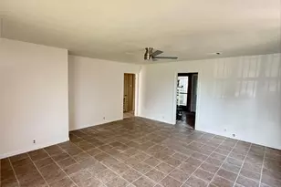 1911 N 10th St, Killeen, TX 76541 - Photo 4
