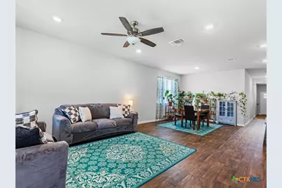 543 Golden Grove Parkway, San Marcos, TX 78666 - Photo 2