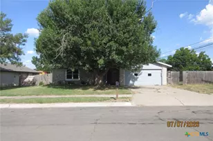 2006 Eisenhower Dr, Killeen, TX 76543 - Photo 1