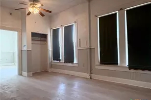 920 S 33rd St, Temple, TX 76504 - Photo 10