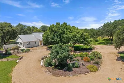 1533 Ranch Rd 1323, Johnson City, TX 78636 - Photo 6