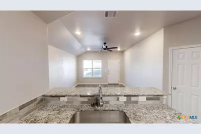 130 Wind Ridge Drive #B, Copperas Cove, TX 76522 - Photo 6