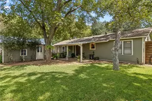 351 E North St, New Braunfels, TX 78130 - Photo 38