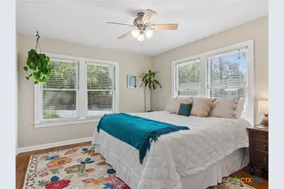 351 E North Street, New Braunfels, TX 78130 - Photo 18