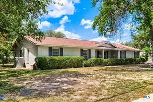 1345 Azalea Ln, New Braunfels, TX 78130 - Photo 1