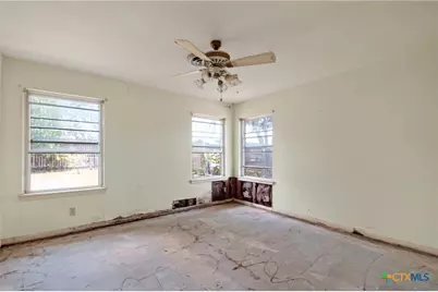 1814 Bon Aire Avenue, Victoria, TX 77901 - Photo 16