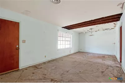 1814 Bon Aire Avenue, Victoria, TX 77901 - Photo 10