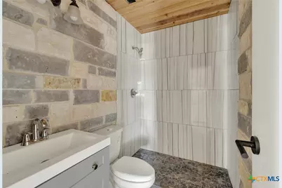 440 Rusch Lane, New Braunfels, TX 78132 - Photo 8