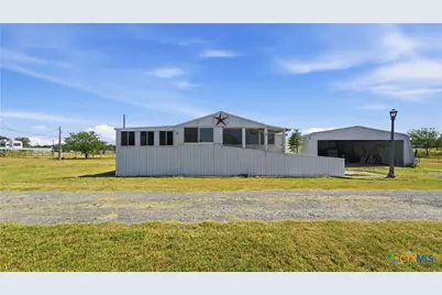 5013 Tucker Hill Lane, Cedar Creek, TX 78612 - Photo 20