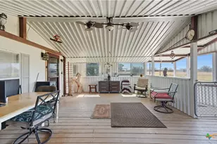 5013 Tucker Hill Ln, Cedar Creek, TX 78612 - Photo 4