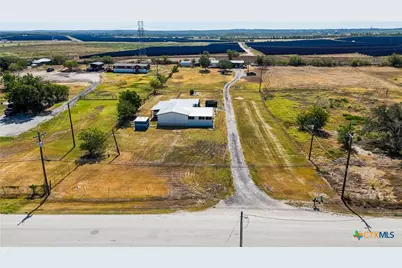5013 Tucker Hill Lane, Cedar Creek, TX 78612 - Photo 36