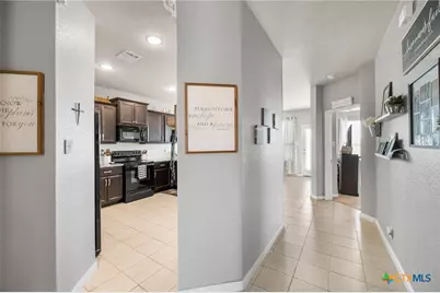464 Copper Hill Drive, New Braunfels, TX 78130 - Photo 22