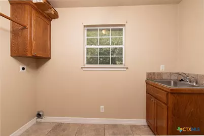 1401 Saxon Circle, Harker Heights, TX 76548 - Photo 8