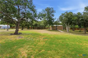 123 Tomahawk Trail, Seguin, TX 78155 - Photo 40