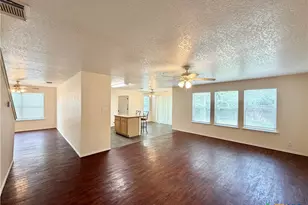 369 Copper Bluff Dr, New Braunfels, TX 78130 - Photo 2