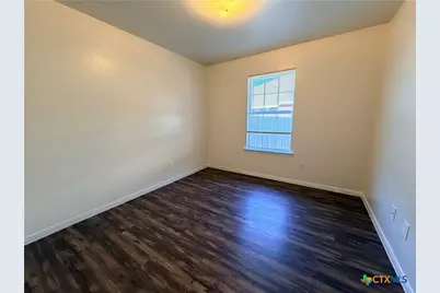 406 W Dale Avenue, Nolanville, TX 76559 - Photo 8