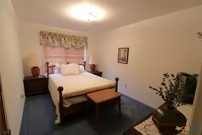 229 E Fannin Street, Goliad, TX 77963 - Photo 4