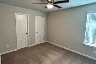 3414 Lindsay Ln, Seguin, TX 78155 - Photo 10