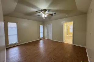 304 Ashland Creek, Victoria, TX 77901 - Photo 6