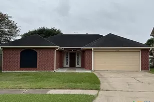 304 Ashland Creek, Victoria, TX 77901 - Photo 1