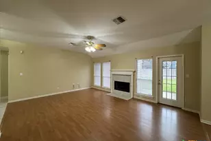 304 Ashland Creek, Victoria, TX 77901 - Photo 2