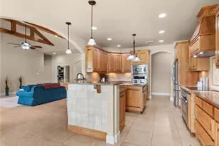 192 Copper Ridge Dr, La Vernia, TX 78121 - Photo 10