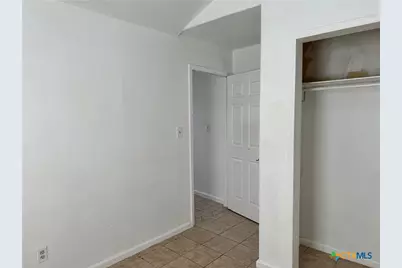 702 San Antonio Avenue #3, Seguin, TX 78155 - Photo 8