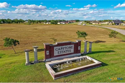 112 Wellspring Boulevard, Victoria, TX 77904 - Photo 8
