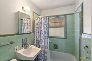 436 Lakeview Blvd, New Braunfels, TX 78130 - Photo 34