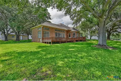 1552 Holub Road, Schulenburg, TX 78956 - Photo 38