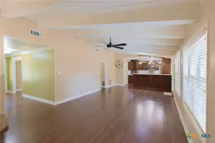 2206 E Loma Vista Ave, Victoria, TX 77901 - Photo 4