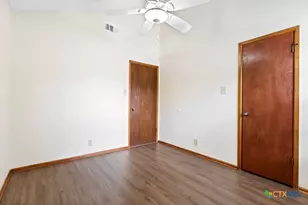 1514 Vista Hill St, San Antonio, TX 78213 - Photo 16